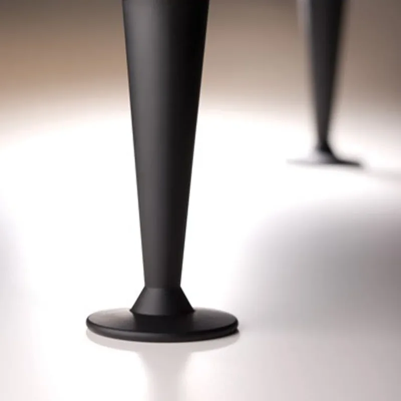 Salamander Designs Stilletto Feet for Chameleon and Synergy Cabinets - Pack of 8 (Black)